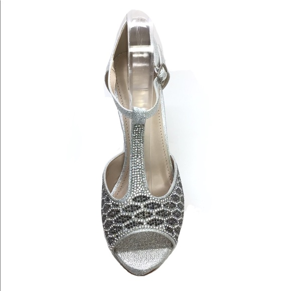 Lov Mark Silver Mesh T-Strap Heeled Sandal - Picture 2 of 12